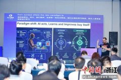 的过度流利正带来无形的“心理债权”：正在享